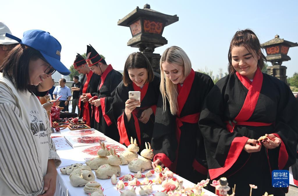 棋牌免费下载